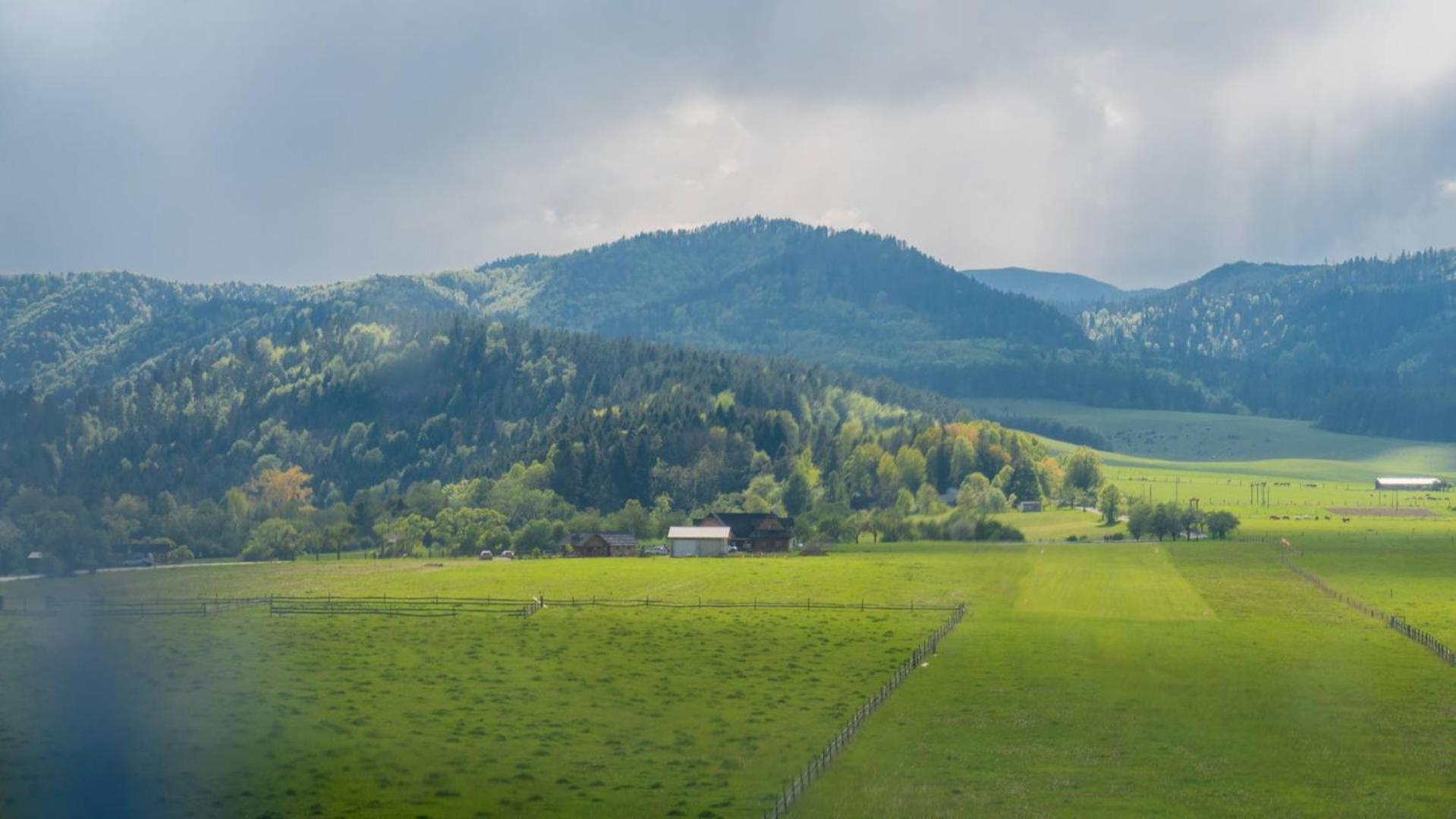 Penzion Maly Majer Podlesok Hotell Hrabušice Exteriör bild